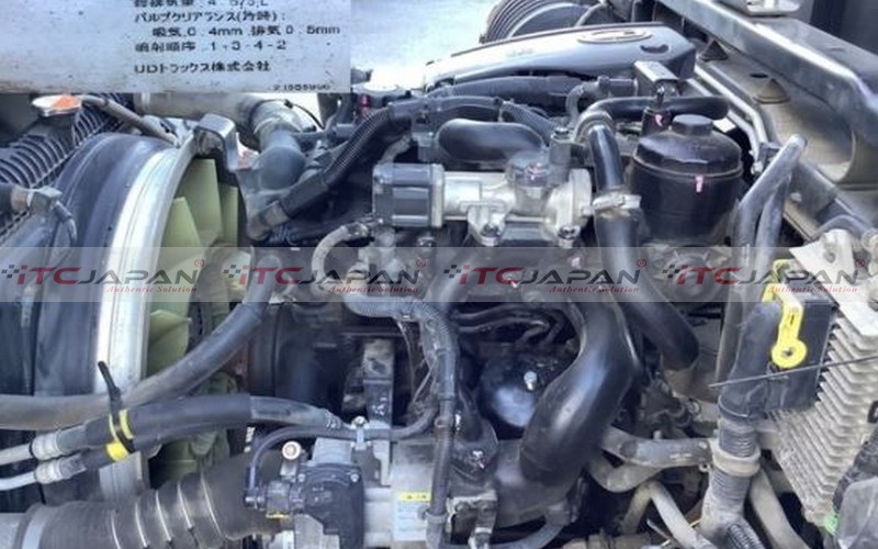 NISSAN CONDOR (2012)