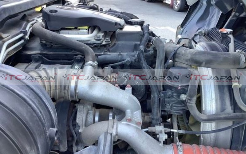 NISSAN CONDOR (2012)