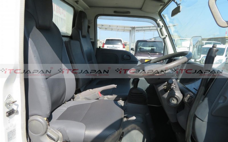 MAZDA TITAN (2007)