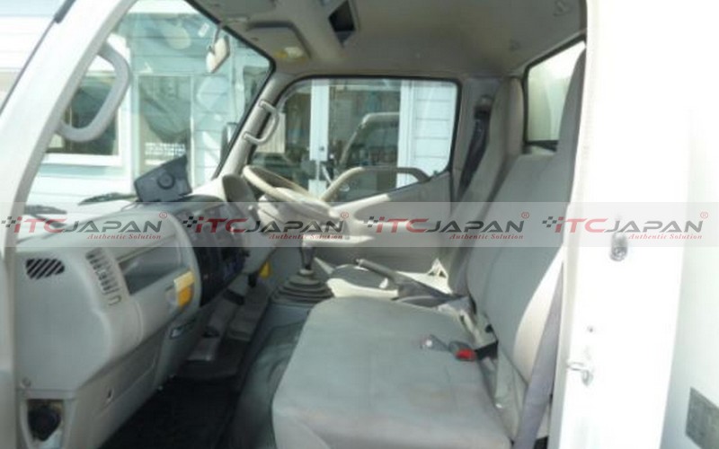 TOYOTA TOYOACE REFRIGERATOR (2007)