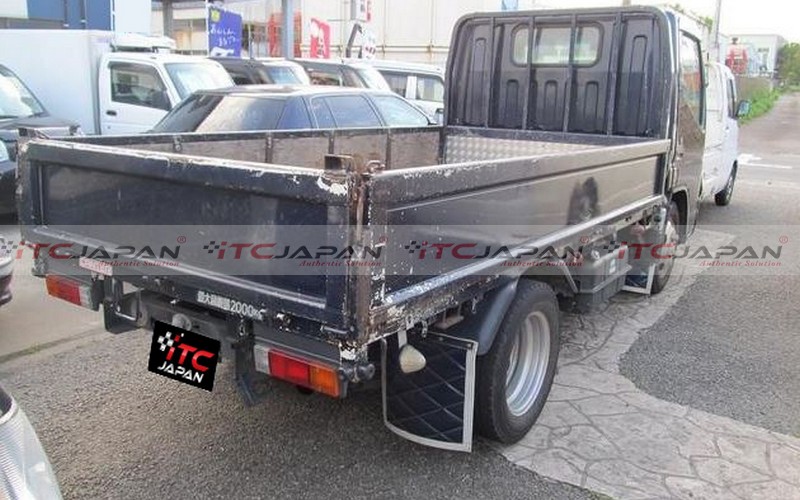 MITSUBISHI CANTER (2005)