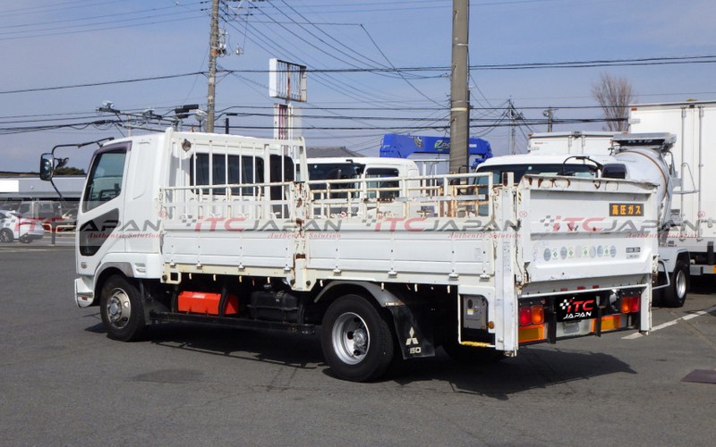 MITSUBISHI FUSO FIGHTER (2008)