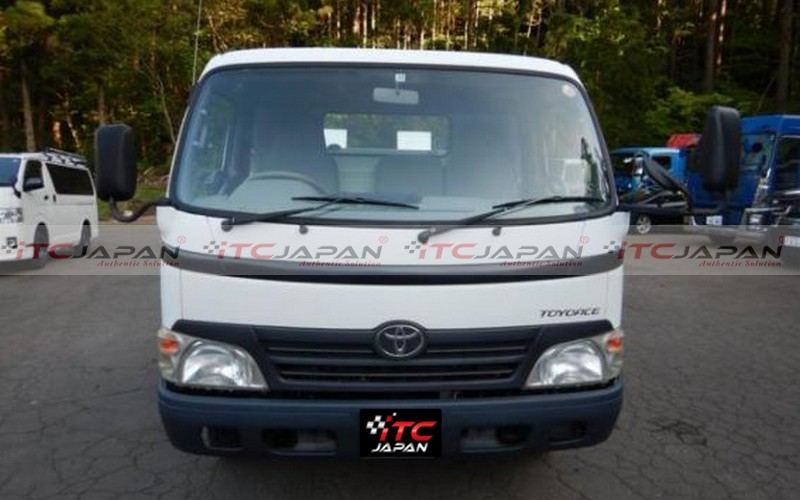 TOYOTA TOYOACE (2008)
