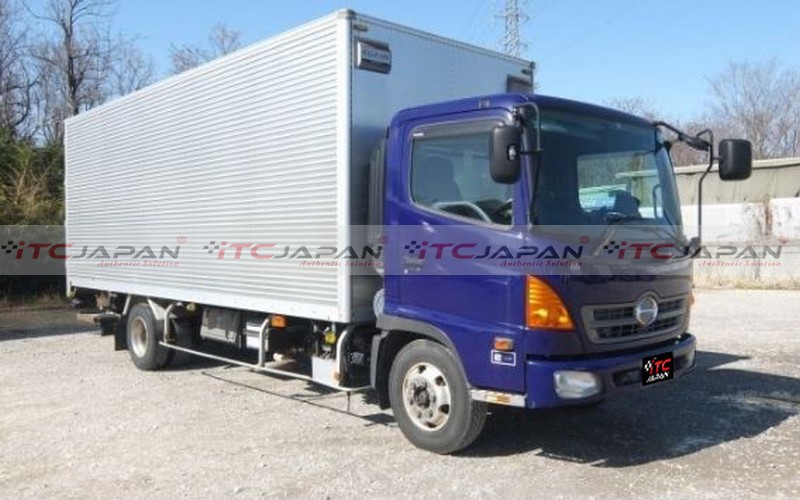 HINO RANGER (2006)
