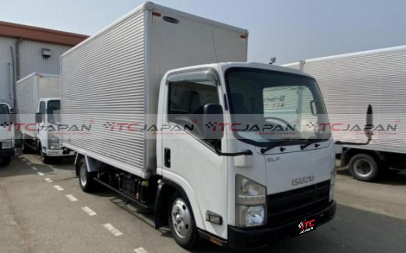 ISUZU ELF (2008)