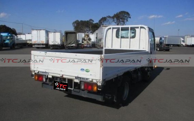 ISUZU ELF (2009)