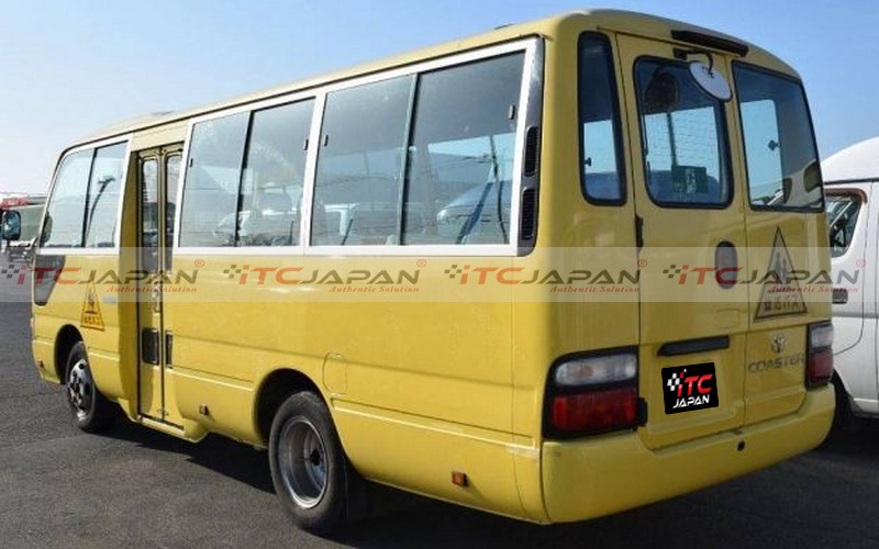 TOYOTA COASTER (2006)