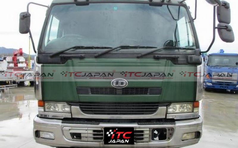 NISSAN CONDOR (2001)