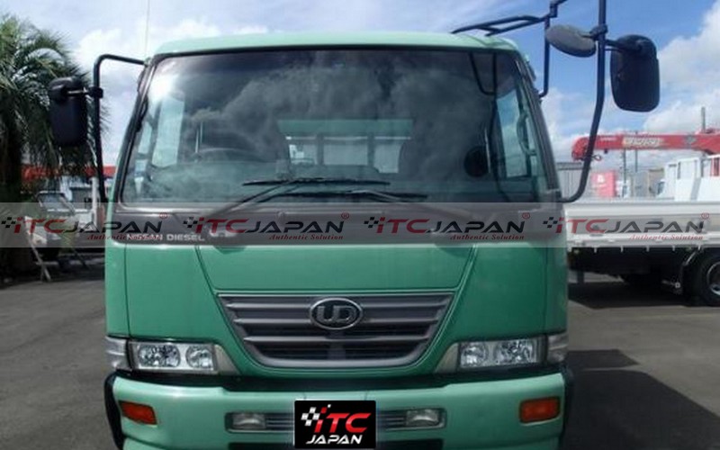 NISSAN CONDOR (2003)