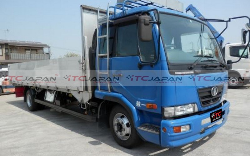 NISSAN CONDOR (2005)