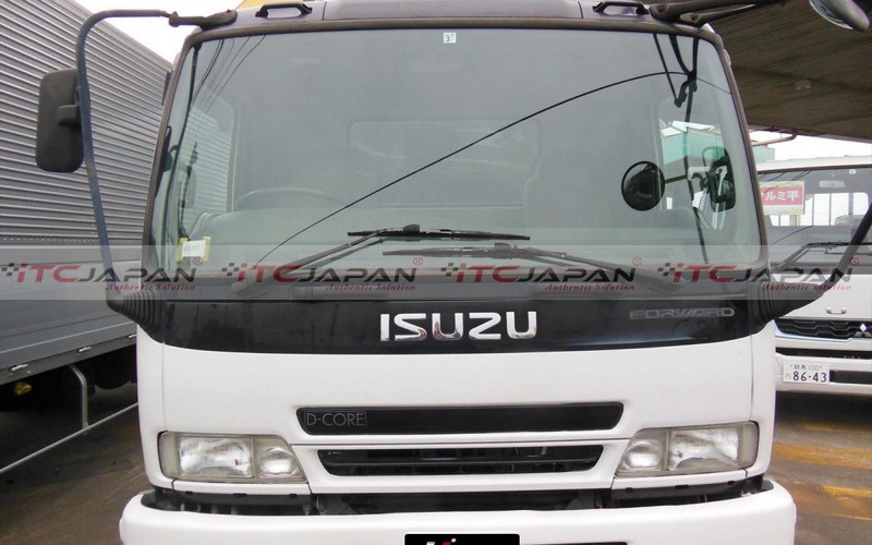 ISUZU FORWARD (2006)