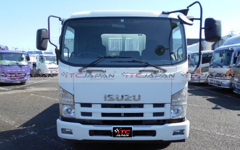 ISUZU FORWARD (2011)