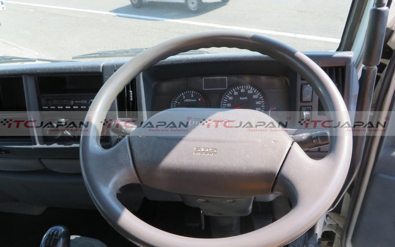 MAZDA TITAN (2007)