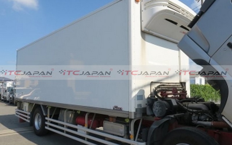 NISSAN CONDOR REFRIGERATOR (2012)