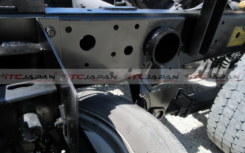MITSUBISHI FUSO CANTER (2007)
