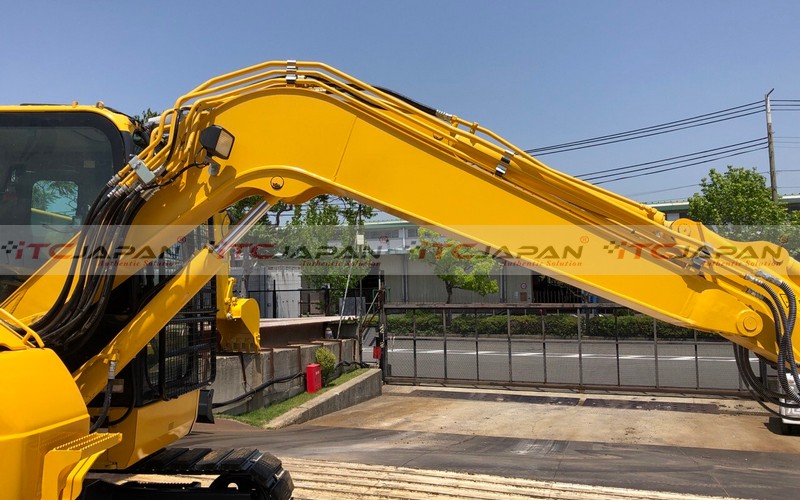 KOMATSU EXCAVATORS (2018)