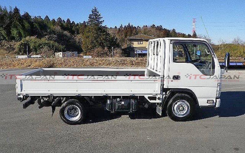 MAZDA TITAN (2011)