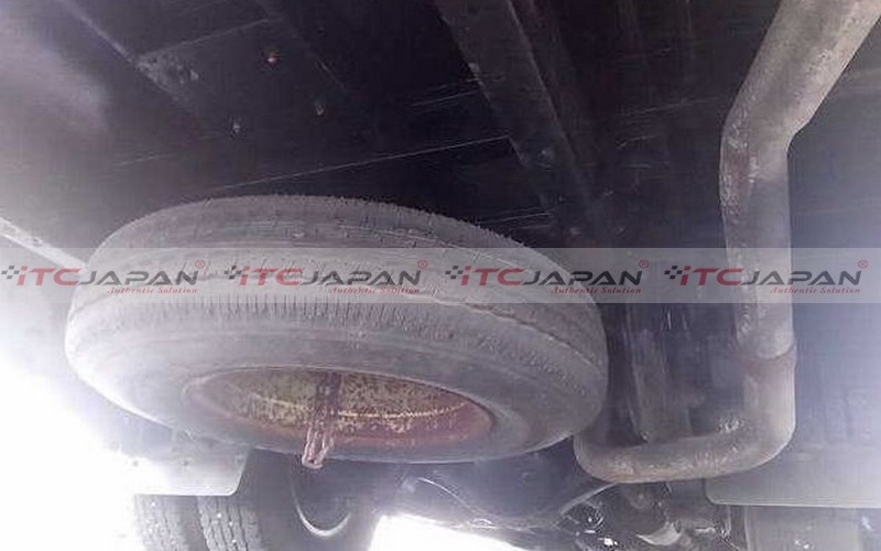 MITSUBISHI ROSA (2000)