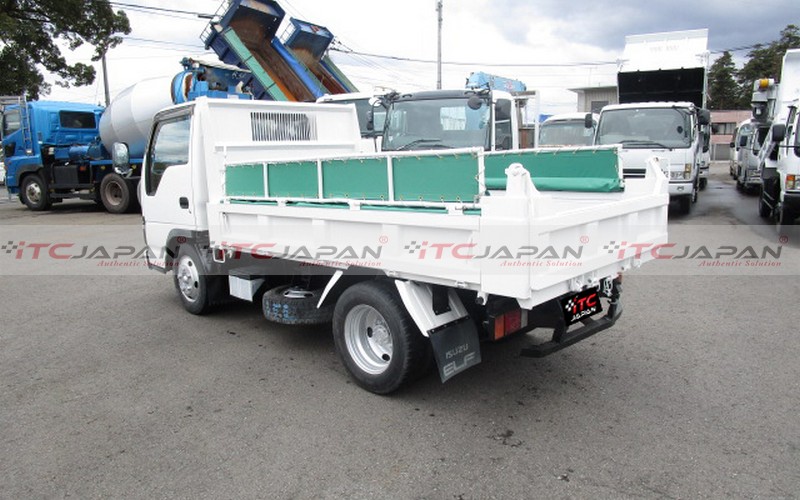 ISUZU ELF (2006)