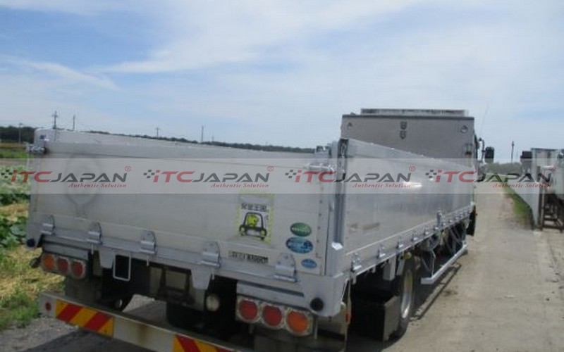 NISSAN CONDOR (2013)