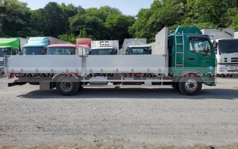 MITSUBISHI FUSO FIGHTER (2009)