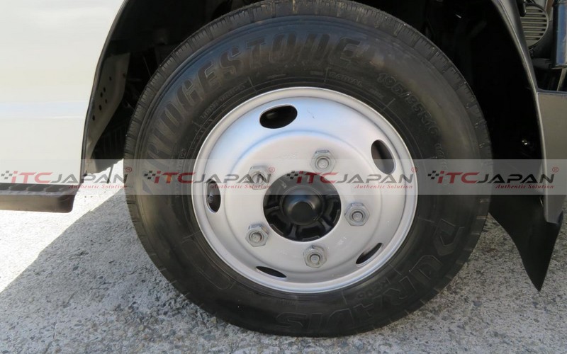 MAZDA TITAN (2007)