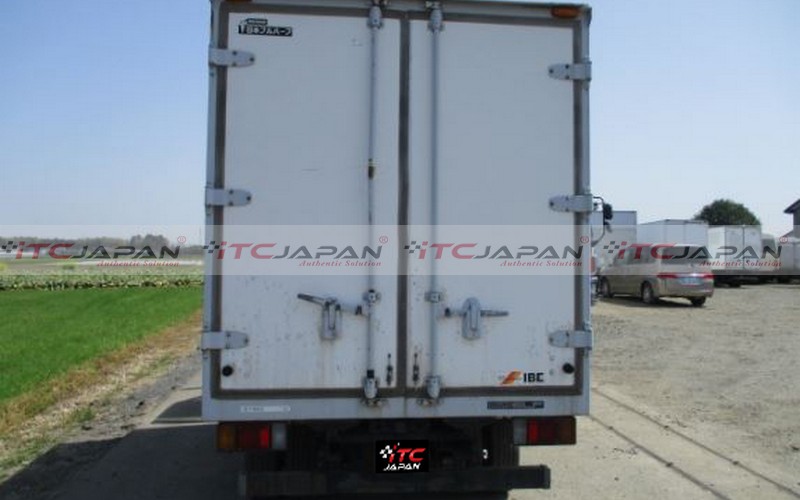ISUZU ELF (2006)
