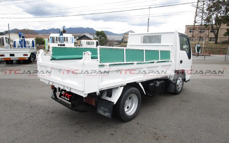 ISUZU ELF (2006)
