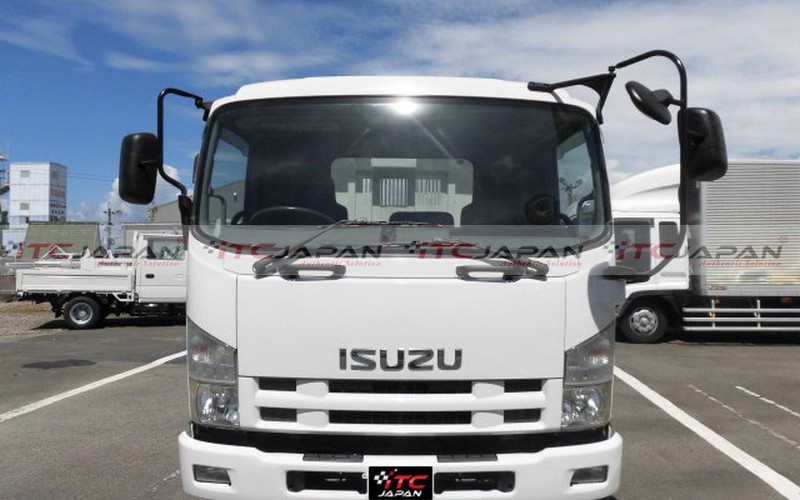 ISUZU FORWARD (2009)
