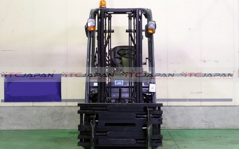 TOYOTA FORKLIFTS (2016)
