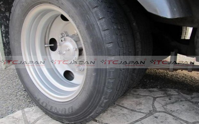 MITSUBISHI CANTER (2005)