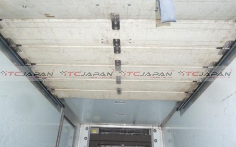 TOYOTA TOYOACE REFRIGERATOR (2007)