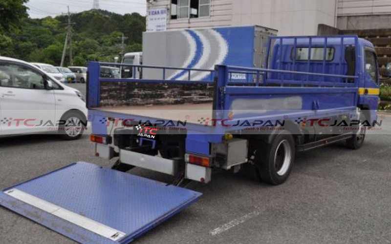 MITSUBISHI CANTER (2013)