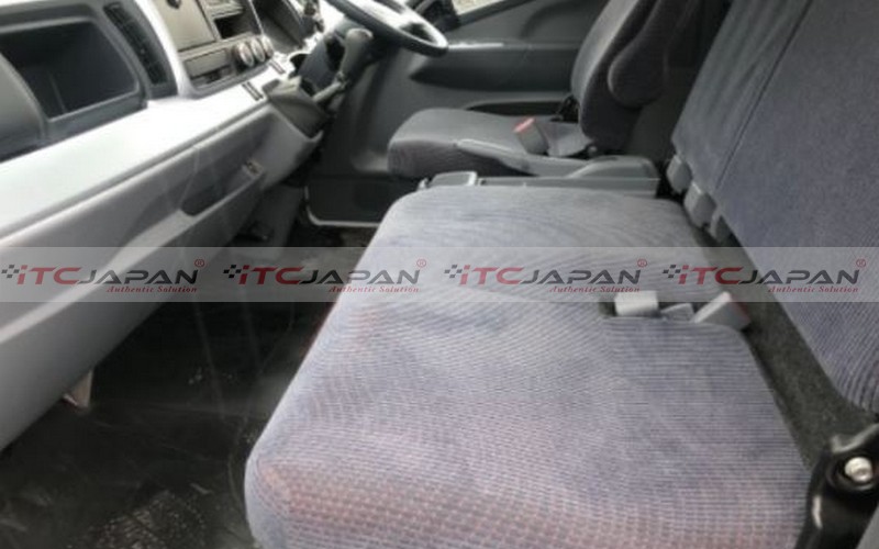 NISSAN ATLAS (2015)