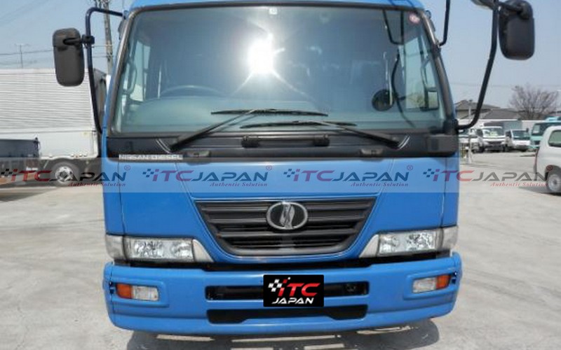 NISSAN CONDOR (2005)