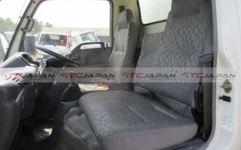 ISUZU ELF (2006)