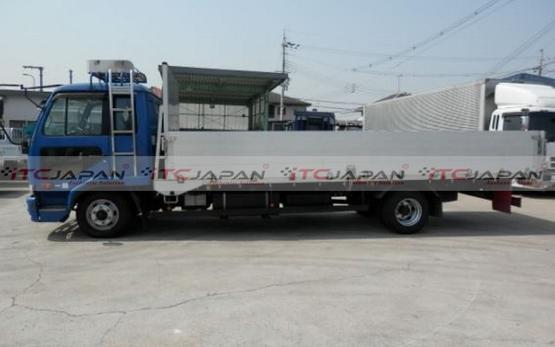 NISSAN CONDOR (2005)