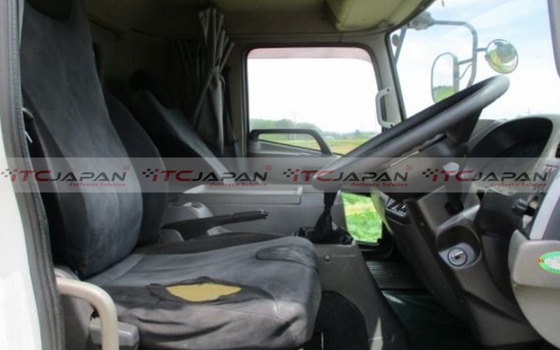 NISSAN CONDOR (2013)