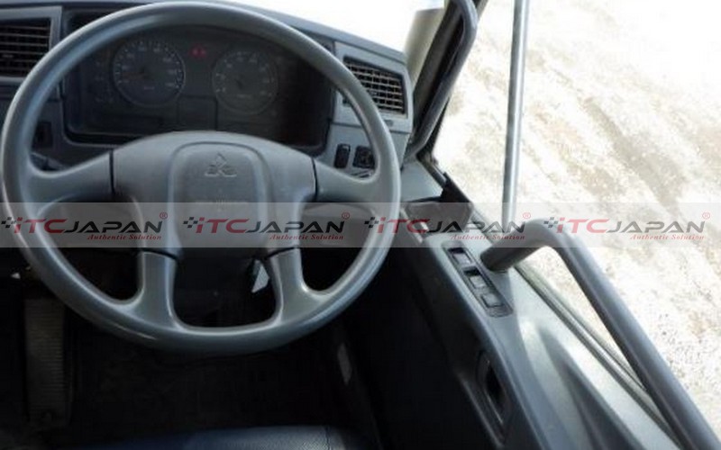 MITSUBISHI FUSO FIGHTER (2007)