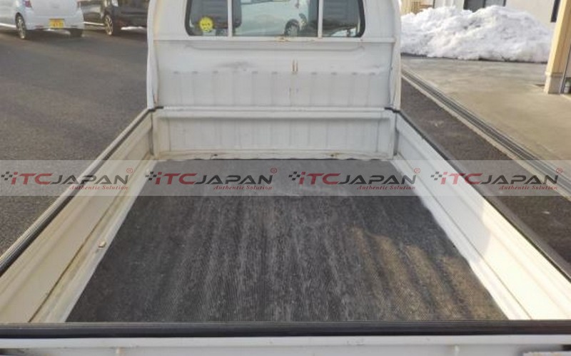 SUZUKI CARRY TRUCK (1997)