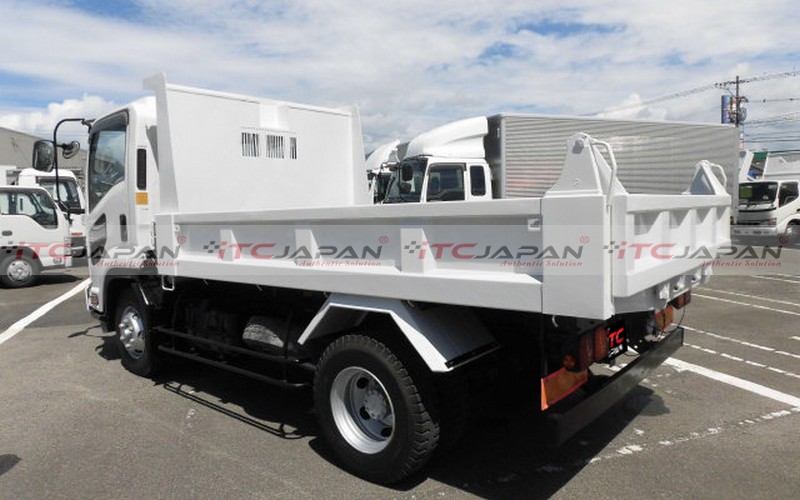 ISUZU FORWARD (2009)