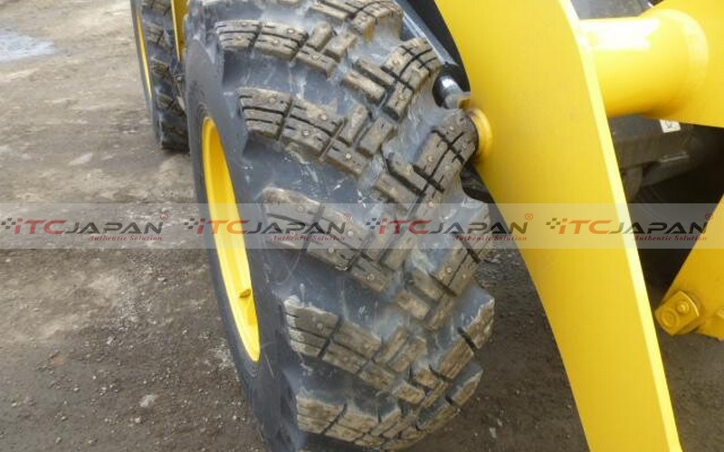 KOMATSU WHEEL LOADERS (2012)