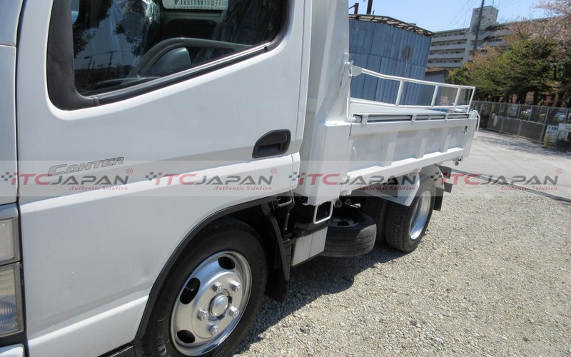 MITSUBISHI FUSO CANTER (2007)