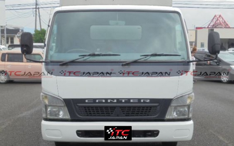 MITSUBISHI CANTER (2005)