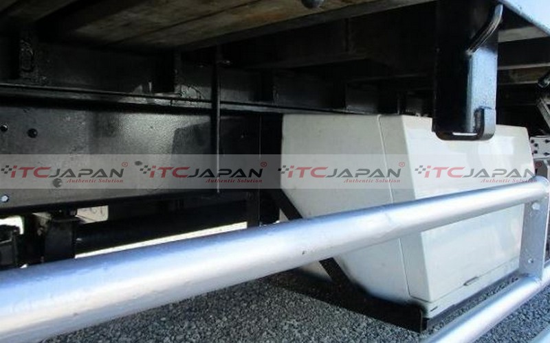 NISSAN CONDOR (2014)