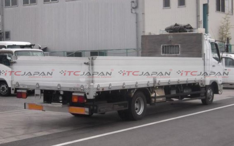 MITSUBISHI FUSO FIGHTER (2006)