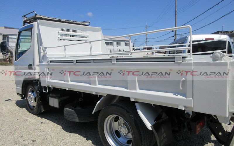MITSUBISHI FUSO CANTER (2007)