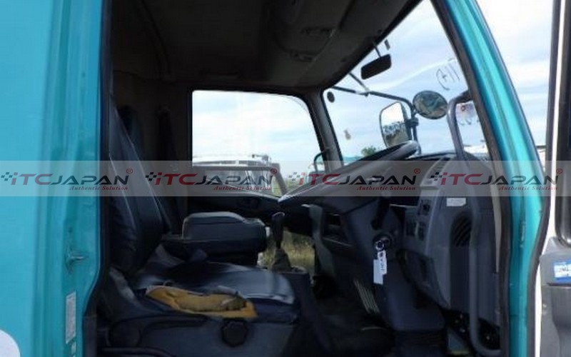 MITSUBISHI FUSO FIGHTER (2007)