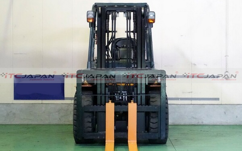 TOYOTA FORKLIFTS (2010)