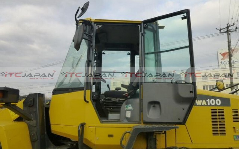 KOMATSU WHEEL LOADERS (2012)